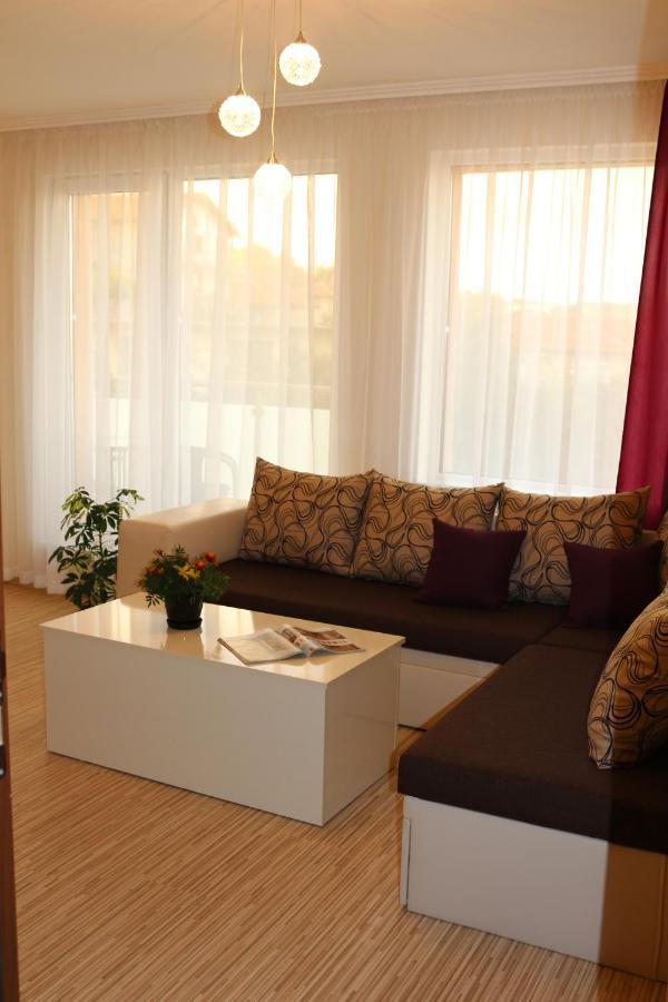 Vello Apartments Byala  Bagian luar foto