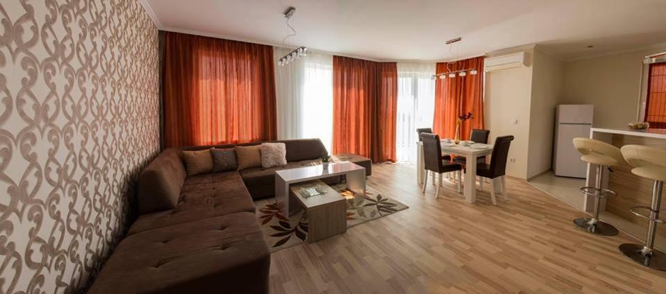 Vello Apartments Byala  Bagian luar foto