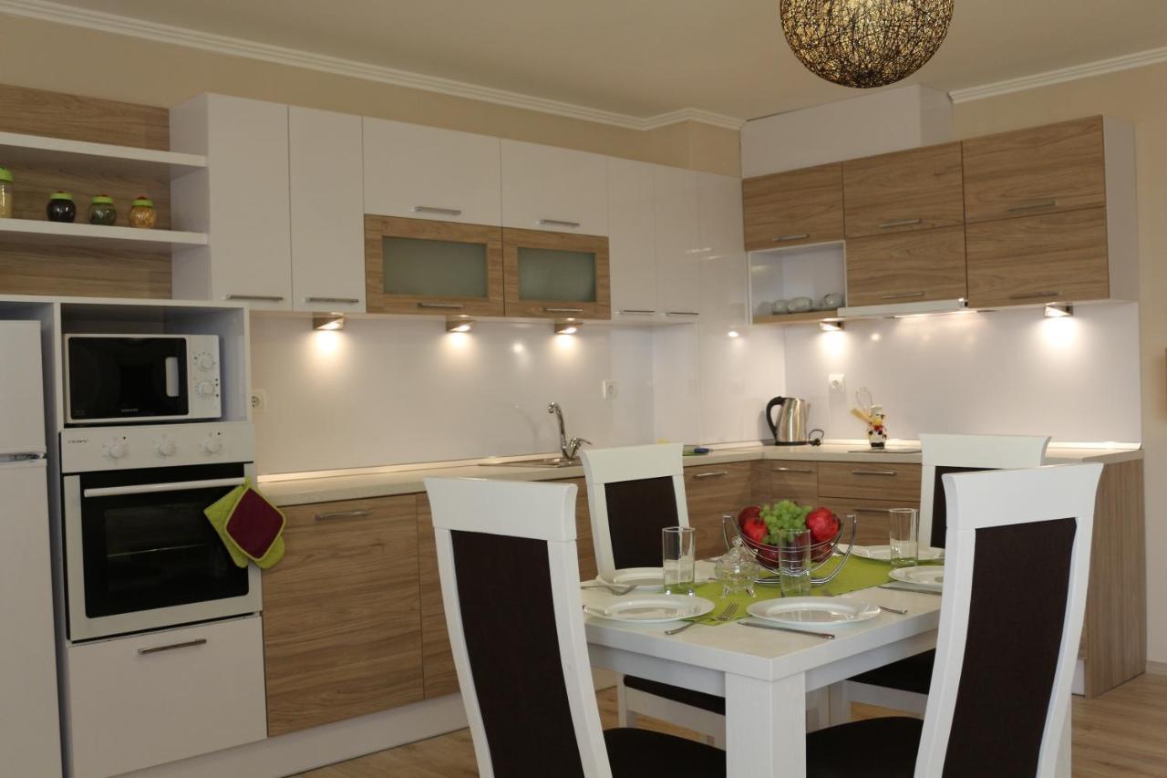 Vello Apartments Byala  Bagian luar foto